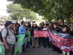 Gegara Pernyataan Mentri Desa” LSM, Ormas dan Media Datangi Kantor Dispermades…?!