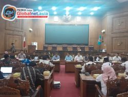 Ratusan Guru Yang Tidak Lolos PPPK Datangi Kantor DPRD, Tuntut Kejelasan…?!