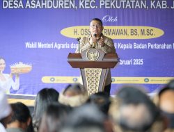 Wamen ATR/Waka BPN Tanam Pisang di Jembrana, Wujud Penataan Akses Tanah Ulayat Pertama di Indonesia