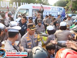 Tebar Kebaikan, Polresta Pati Bagikan 2000 Paket Takjil Gratis Untuk Masyarakat