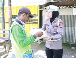 Tukang Becak Senang Dapat Ikan Segar dari Kasatlantas Cantik