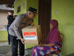 Wujud Kepedulian Polri untuk Masyarakat, Polresta Pati Bagikan Kebahagiaan di Bulan Suci Ramadhan