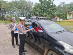 TRLK – 25 – Satlantas Polres Rokan Hulu Sosialisasikan “Mudik Aman, Keluarga Nyaman” di Polsek Tandun