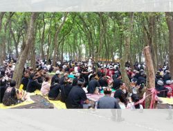 UMAT HINDU IKUTI UPACARA MELASTI, Polres Lumajang Kerahkan Puluhan Personel Pengamanan