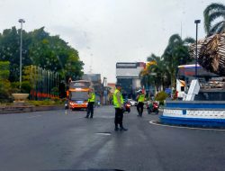 Polresta Pati Kawal Pemberangkatan Penjemputan Mudik Gratis 2025, Pastikan Keamanan dan Kenyamanan Pemudik