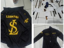 Kelompok Gangster “Lesmana” Dibongkar, Polisi Temukan Gudang Senjata Tajam di Rumah Remaja