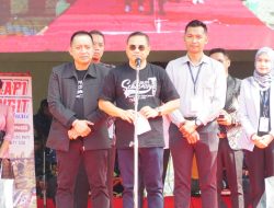 Bupati Pati Berikan Bantuan untuk Siswa SMA/SMK Kurang Mampu