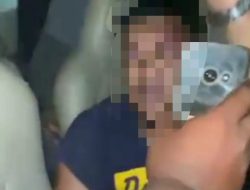 Tiga Orang Pria Diduga Dept Collector Nyaris Diamuk Massa Karena Mengambil Paksa Sebuah Mobil Brio Di Jalan