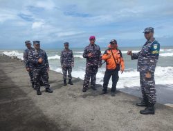 Komsos TNI AL Ajak Masyarakat Pesisir Menjaga Potensi Kemaritiman