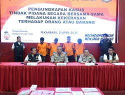 Polda Riau Tangkap Empat Debt Collector Yang Terlibat Pengrusakan dan Intimidasi