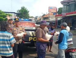 Sinergi Polri dan Masyarakat Terjalin Melalui Bakti Sosial Polsek Juwana