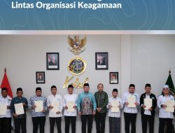 Serahkan 11 Sertipikat Tanah Wakaf untuk PCNU Kalimantan Selatan, Menteri Nusron Dorong Kolaborasi Lintas Organisasi Keagamaan