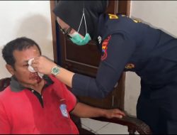 Dokkes Polresta Pati Tangani Korban Luka Unjuk Rasa Secara Humanis