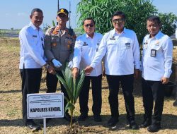 Lapas Pati Dukung Program Ketahanan Pangan dengan Penanaman Pohon Kelapa Serentak