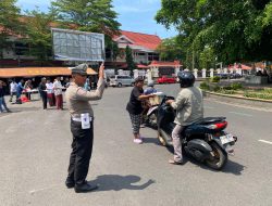 Polresta Pati Amankan Rangkaian Sholat Jumat dan Doa Bersama AMPB di Masjid Agung Baitunnur