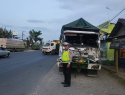 Dua Truk Terlibat Kecelakaan di Jalan Juwana–Batangan, Kerugian Capai Rp15 Juta