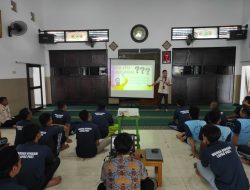 Membangun Kesadaran, Menguatkan Harapan