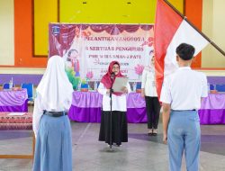 Ketua PMI Kabupaten Lantik PMR Wira SMAN 3 Pati