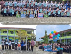 Cinta dan Anugerah Guru Warnai Peringatan HGN 2025 di MTsN 1 Pati