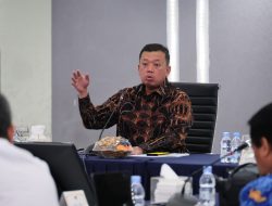 Kebut Penyelesaian Berkas Layanan Pertanahan Akhir Tahun, Menteri Nusron Instruksikan Jajaran Masuk di Akhir Pekan