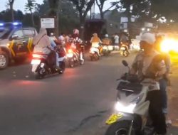Truk Dinas Brimob Kecelakaan dengan Sepeda Motor di Margoyoso
