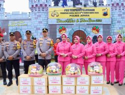 Kapolres Jepara Bersama Bhayangkari Tinjau Pos Pengamanan Nataru, Tekankan Kewaspadaan dan Pelayanan Ikhlas