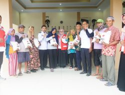 PMI Pati Salurkan Bantuan Korban Puting Beliung di Desa Gebang Kecamatan Gabus