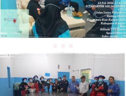 Ketua LP nasdem prov Riau Bapak Barita Ritonga Sama Ibu Nurjanah Ketua Investigasi Turun ke Desa Gunung Malelo Kecamatan Koto Kampar Hulu Meninjau Dapur MBG Baru