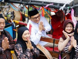 Chandra Hadiri Kirab Ganti Luwur