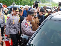 Kapolri Tinjau Posko Terpadu Kalikangkung, Pastikan Kesiapan Polda Jateng Hadapi Puncak Arus Mudik