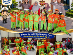 Penuh Ceria Anak TK Kunjungi Kantor Polres Kudus, Kapolres Sambut Hangat
