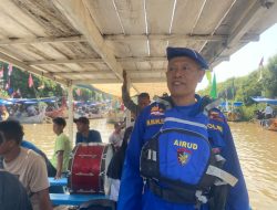 Pengamanan Larung Sesaji Sedekah Laut Sambiroto Berjalan Aman, Satpolairud Polresta Pati Kawal Tradisi Nelayan