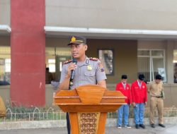 Dalam  Rangka Penguatan Karakter Siswa , Kapolsek Wedarijaksa Hadir Di SMA Yanbuul Qur’an Pati