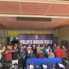 Konferensi Pers Polres Rokan Hulu Ungkap Rangkaian Kasus Curanmor, Satu Unit Mobil L300 dan 5 Unit Sepeda Motor Dikembalikan Kepada Korban