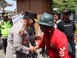 Massa Gelar Aksi Damai di DPRD Kudus, Kapolres Apresiasi Penyampaian Aspirasi yang Tertib