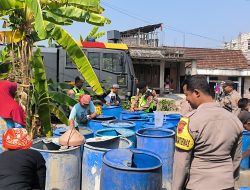 Polresta Pati Beri bantuan Air Bersih Kepada Masyarakat yang Betul Betul Membutuhkan