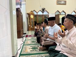 Salat Subuh Bersama Warga Wonosekar, Kapolresta Pati Kombes Sigit Serap Aspirasi dan Cek Kesiapan Polsek