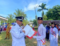 Upacara HUT ke-81 Kemerdekaan RI Berlangsung Sukses, Kades Yasrijon Sampaikan Apresiasi Kepada Petugas Paskibraka SMPN 7 Tandun