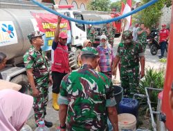 Kodim 0718/Pati Distribusikan Bantuan Air Bersih untuk Warga Desa Tlogoayu