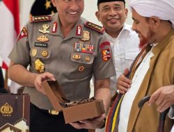 Ketum BPI KPNPA RI Bersama Kapolri Dampingi Ulama dan Habaib di Mabes Polri