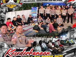 Kesederhanaan Kasatlantas Polresta Pati Bersama Masyarakat, Ngobrol Santai dan Silaturahmi di Warung Angkringan